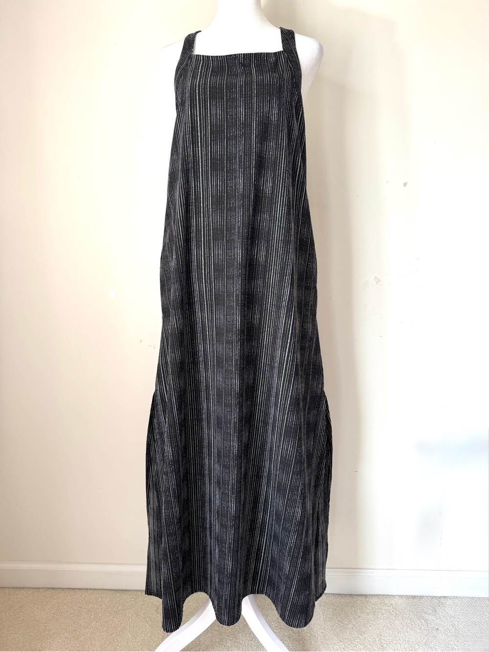 Athleta Maxi Dress Arrival Amara Stripe Black Sz Small - Picture 2 of 9